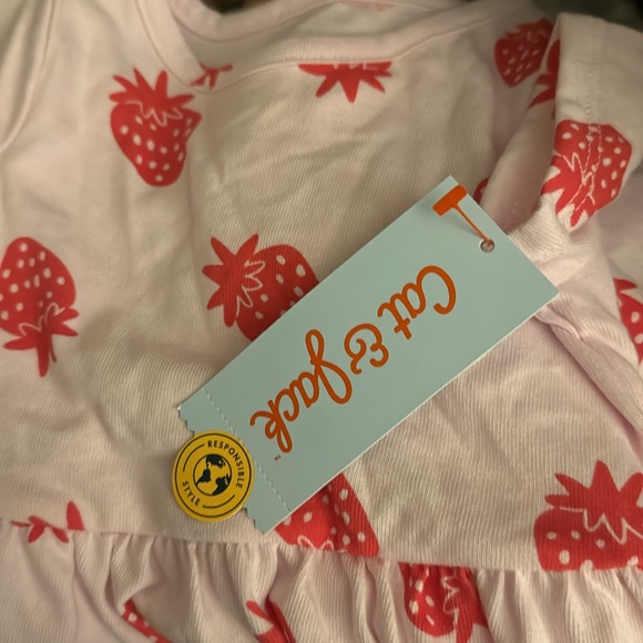 Cat & Jack Toddler Girls' Strawberry Short Sleeve
Dress - Pink 18M - Picture 7 of 7